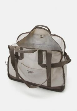 Reebok Classic CLASSIC TAILORED PACKABLE GRIP SEASONAL UNISEX - Sac de sport Prix De Rêve sacs et accessoires intérieur spacieux -Reebok Soldes Boutique 0323bb7c8e5d4d1c89d938f93c510b7f