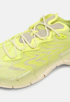 Reebok Classic ZIG KINETICA II UNISEX - Baskets basses Prix Acceptable sneakers rond -Reebok Soldes Boutique 05442db9f6384283b75d0fd06df7102e