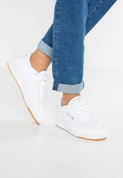 Prix Affortable Reebok Classic CLUB C 85 - Baskets basses baskets & sneakers rond femme 16 Prix Affortable Reebok Classic CLUB C 85 - Baskets basses baskets & sneakers rond femme -Reebok Soldes Boutique 060f85a6970a4ae4b6234dd304055596