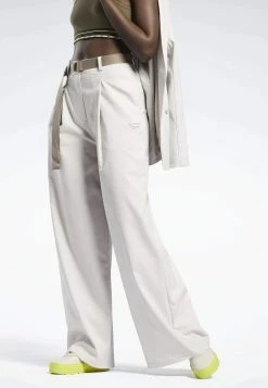 Prix Avantageux Reebok Classic Pantalon classique pantalons normale femme -Reebok Soldes Boutique 095827d5b6de419da99a9c9c733a0ce1