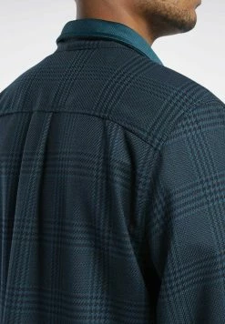 Reebok Classic Chemise Prix Gelé chemises col kent unisex 14 Reebok Classic Chemise Prix Gelé chemises col kent unisex -Reebok Soldes Boutique 0ba787d492104c40bedc3477f6fe7c21