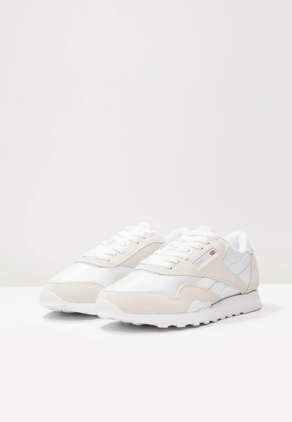 Reebok Classic CLASSIC LEATHER NYLON BREATHABLE UPPER SHOES - Baskets basses Pas Cher sneakers rond femme 6 Reebok Classic CLASSIC LEATHER NYLON BREATHABLE UPPER SHOES - Baskets basses Pas Cher sneakers rond femme – Image 4