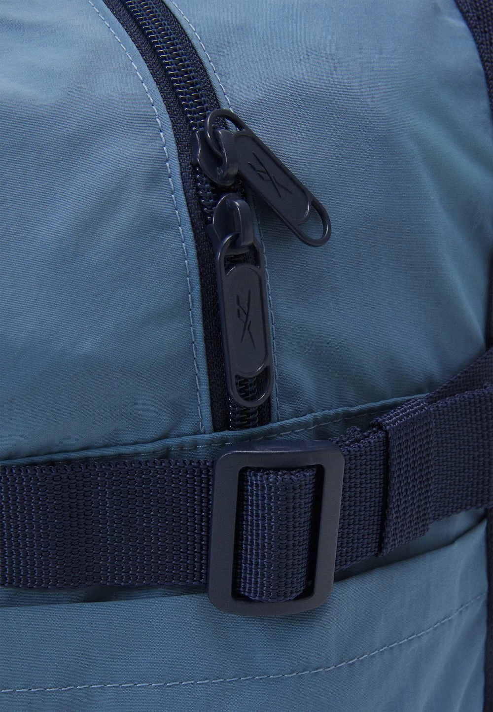 Reebok Classic CLASSIC TAILORED PACKABLE GRIP SEASONAL UNISEX - Sac de sport Prix Favorable sacs et accessoires intérieur spacieux 6 Reebok Classic CLASSIC TAILORED PACKABLE GRIP SEASONAL UNISEX - Sac de sport Prix Favorable sacs et accessoires intérieur spacieux – Image 4