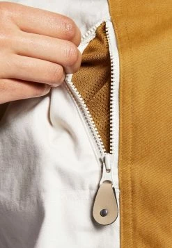 Bon Rapport Coût-Efficacité Reebok Classic VESTE CLASSICS ARCHIVE - Blouson Bomber vestes col officier femme -Reebok Soldes Boutique 12326420d2734539842b70dc2670f482