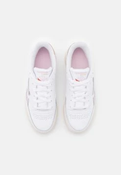 Reebok Classic En Remise CLUB C REVENGE - Baskets basses sneakers rond femme 14 Reebok Classic En Remise CLUB C REVENGE - Baskets basses sneakers rond femme -Reebok Soldes Boutique 1ae602a3a3e248fdb95d1c90b1cfe5a9
