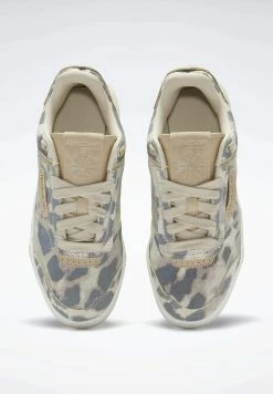 Vendre-Réclame Reebok Classic CLUB C LEGACY - Baskets basses baskets & sneakers rond femme -Reebok Soldes Boutique 1faf6d6d0e454334b8fddb652142fb0c