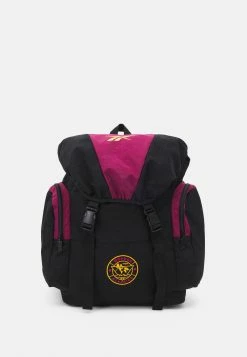 Reebok Classic Se Vend Bas Prix CLASSIC ARCHIVE SEASONAL - Sac à dos sacs et bagages poche pour pc portable 17 pouces unisex