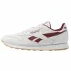 Reebok Classic Baskets basses Prix Aimable sneakers rond unisex -Reebok Soldes Boutique 28e79bc8d2f34fe2aa33dc362c902501