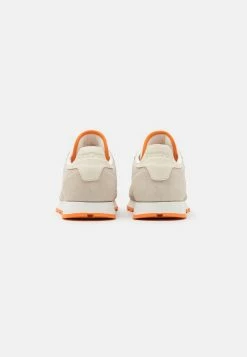 Reebok Classic Prix Acceptable UNISEX - Baskets basses sneakers rond -Reebok Soldes Boutique 2ca1d42139a44296ab17a577c77ae0bb