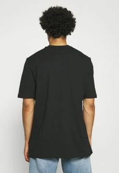 Reebok Classic Prix De Rêve SOUVENIR TEE - T-shirt imprimé t-shirts col rond homme -Reebok Soldes Boutique 2d8ecbff4d574f24999d3f283aa14da2