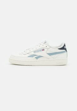Reebok Classic En Remise CLUB C REVENGE - Baskets basses sneakers rond femme 15 Reebok Classic En Remise CLUB C REVENGE - Baskets basses sneakers rond femme -Reebok Soldes Boutique 308a02f5d2844c84a6b84ce5fb78c570