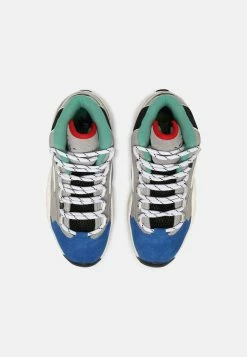 Reebok Classic Plus Bas Prix De Vente QUESTION MID UNISEX - Baskets montantes baskets & sneakers rond -Reebok Soldes Boutique 30ddef21973b408cb48468aacf8de695