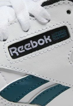 Reebok Classic CLASSIC LEATHER RUNNING STYLE - Chaussures premiers pas Prix Raisonnable chaussures pour bébé rond enfant -Reebok Soldes Boutique 3715d0e130c14144863e915f389c800d