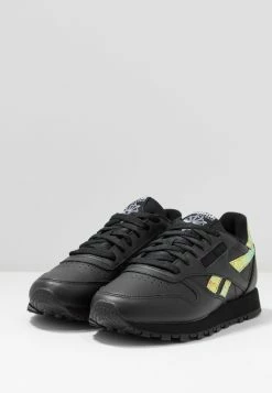 Reebok Classic CLASSIC - Baskets basses Prix Favorable sneakers rond femme -Reebok Soldes Boutique 38315f30391d47c581226bfe109f6539