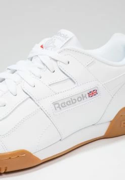 Reebok Classic WORKOUT PLUS - Baskets basses Réduction baskets & sneakers rond unisex -Reebok Soldes Boutique 38d921922c654f42aa0d48538b6fc57c