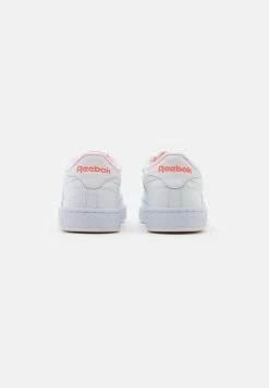 Reebok Classic CLUB C 85 - Baskets basses Prix De Lancement sneakers rond femme -Reebok Soldes Boutique 3ab26c6acf3f4b51afb566676fa94d55