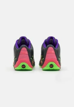 Reebok Classic GHOSTBUSTERS ANSWER IV - Baskets montantes Prix Préférentiel sneakers rond homme -Reebok Soldes Boutique 3cb28ed90d5d4133a81430767c83726e