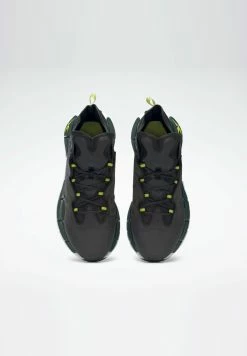 Prix Refroidis Reebok Classic Baskets basses baskets & sneakers rond unisex -Reebok Soldes Boutique 3d0474c5aa4849e1a2ff801b7a69283f