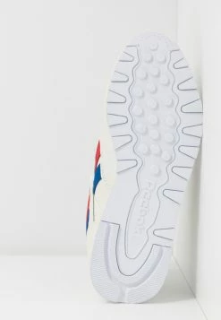 Promos Reebok Classic CLASSIC - Baskets basses sneakers rond femme -Reebok Soldes Boutique 3da4ac09db794d27b81596c527a58572