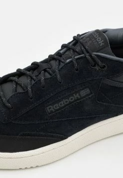 Reebok Classic Prix d’Amis CLUB C MID II UNISEX - Baskets basses baskets & sneakers rond -Reebok Soldes Boutique 41f42eba8fd4421ea3393c4e51015cd3