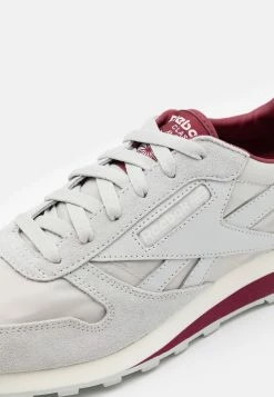 Reebok Classic CL - Baskets basses Meilleur Prix Garanti sneakers rond homme -Reebok Soldes Boutique 485d7644c2e24e96a308d9ae1e90af86