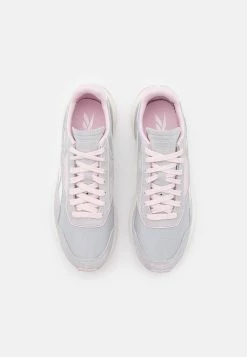 Première Qualité Reebok Classic CL LEGACY AZ - Baskets basses sneakers rond femme -Reebok Soldes Boutique 4aadc00fa5c747ea95d32cd5f1c1f6ad