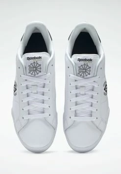 Reebok Classic NPC II - Baskets basses Prix Légers baskets & sneakers rond unisex -Reebok Soldes Boutique 4cac08a011f047caae595453407466c8