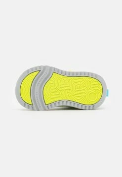 Reebok Classic WEEBOK STORM UNISEX - Baskets basses Prix Légers sneakers rond -Reebok Soldes Boutique 4cae6c36a3824da4a203052f2fab0dde