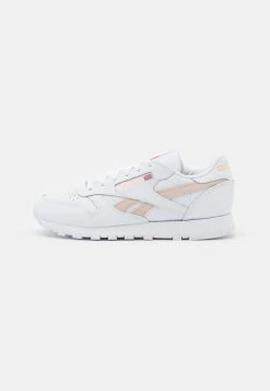 Reebok Classic Meilleure qualité CLASSIC - Baskets basses baskets & sneakers rond femme -Reebok Soldes Boutique 4d6868f6de6c41e381c78a20c6cb5967