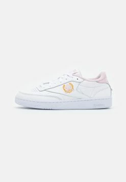 Reebok Classic CLUB C 85 - Baskets basses Prix De Lancement sneakers rond femme -Reebok Soldes Boutique 4e05a6986c3e4cb6b2ab42faf8127666
