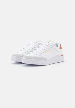 Bon Rapport Coût-Efficacité Reebok Classic AD COURT - Baskets basses sneakers rond femme -Reebok Soldes Boutique 4e1b1fdb926a424995c86b8eba00ba0f