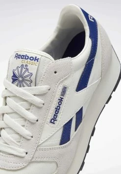 Reebok Classic UNISEX - Baskets basses 50% Off De Vente sneakers rond -Reebok Soldes Boutique 4f27d5d89bf54983b44825f2353d3ad8