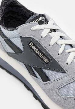 Reebok Classic Réduction CL - Baskets basses sneakers rond homme -Reebok Soldes Boutique 50c746d7eb6d4bdab87f8ebc9bcf7cfc