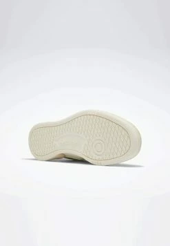 Reebok Classic Baskets basses Prix Jamais Vus baskets & sneakers rond homme -Reebok Soldes Boutique 537627c25b8d47a282c798b9da995971