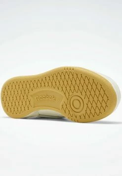 Reebok Classic Prix Dynamité CLUB C 85 - KUNG FU PANDA - Baskets basses sneakers rond unisex -Reebok Soldes Boutique 54c31df2cb6646f7886e5b28d307d124