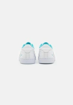 Prix Usine Reebok Classic CLUB C 85 - Baskets basses baskets & sneakers rond femme 10 Prix Usine Reebok Classic CLUB C 85 - Baskets basses baskets & sneakers rond femme -Reebok Soldes Boutique 579329b2ef4b45bca6bde79f666705a0