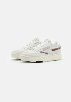 Reebok Classic Vendre-Réclame CLUB DOUBLE - Baskets basses sneakers rond femme -Reebok Soldes Boutique 59b1d560caab4fc1a89d97e3fe2e1526