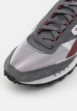 Reebok Classic Prix Incroyables CL LEGACY - Baskets basses baskets & sneakers rond unisex 15 Reebok Classic Prix Incroyables CL LEGACY - Baskets basses baskets & sneakers rond unisex -Reebok Soldes Boutique 59dae6c83008424aa808d3528639a50c