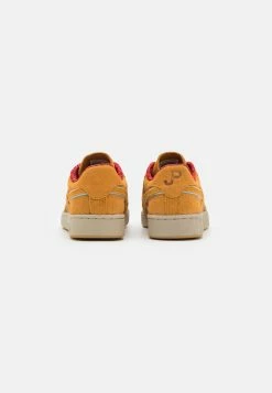 Prix Exclusifs Reebok Classic JURASSIC PARK CLUB C UNISEX - Baskets basses baskets & sneakers rond -Reebok Soldes Boutique 5e3e7c24041a451baad196340a146fd7