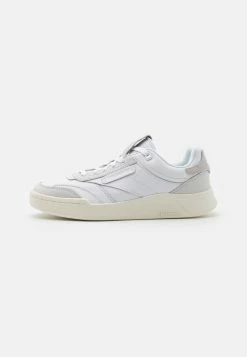 Reebok Classic Prix Préférentiel CLUB C LEGACY UNISEX - Baskets basses sneakers rond -Reebok Soldes Boutique 5fe5c5fe275b45ceba63092c3decdc27