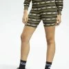 Reebok Classic CLASSIC CAMP STR SEASONAL - Short Prix Accessible shorts élastiquée femme