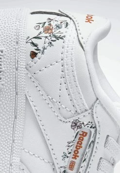 Reebok Classic Prix Bradés CLUB - Baskets basses sneakers rond unisex 18 Reebok Classic Prix Bradés CLUB - Baskets basses sneakers rond unisex -Reebok Soldes Boutique 616f9c0fd6dd445bb9e226721b040b2e