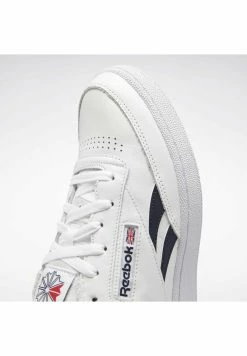 Reebok Classic CLUB C REVENGE - Baskets basses excellente qualité baskets & sneakers rond unisex -Reebok Soldes Boutique 6a6d88289e7e4e1bab7088d11d8ec902