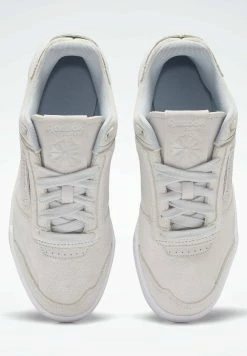 Reebok Classic Prix Refroidis Baskets basses sneakers rond femme 16 Reebok Classic Prix Refroidis Baskets basses sneakers rond femme -Reebok Soldes Boutique 6b99af0b83d14898865b216628c59ced
