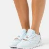 Reebok Classic Garantie De Qualité 100% Baskets basses sneakers rond femme