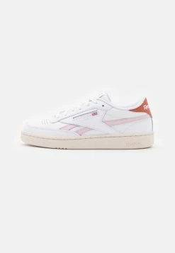 Reebok Classic En Remise CLUB C REVENGE - Baskets basses sneakers rond femme 10 Reebok Classic En Remise CLUB C REVENGE - Baskets basses sneakers rond femme -Reebok Soldes Boutique 712a1462dc014d91be84135af8ea3d82