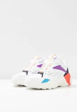 Reebok Classic Prix Acceptable AZTREK DOUBLE POPS LIGHT CUSHION SHOES - Baskets basses sneakers rond femme -Reebok Soldes Boutique 739bf43160e14fae8c44b5aeb5ff420c