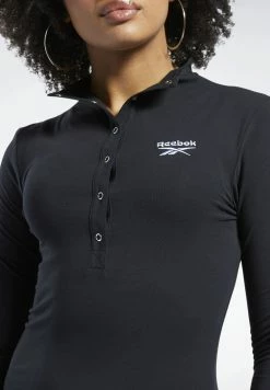 Prix Acceptable Reebok Classic Robe de sport vêtements fitness femme -Reebok Soldes Boutique 74c4b1cec051426882f964712c458f5e