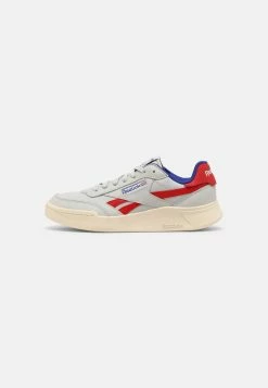 Reebok Classic Faible Prix CLUB C LEGACY REVENGE - Baskets basses baskets & sneakers rond unisex -Reebok Soldes Boutique 77f702158b66452ba17a67d7cf78401a 1