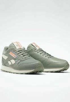 Vendre Reebok Classic CLASSIC LEATHER REECYCLED SHOES - Baskets basses sneakers rond unisex -Reebok Soldes Boutique 789f4d67c39f4fc597653ecb0094cfee